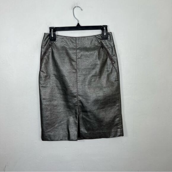 Worth New York Metallic Faux Leather Moto Zipper Pockets Skirt Size 4 - Picture 11 of 11